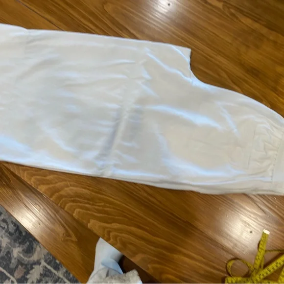 Banana Republic White Ankle Cropped Pants Wide-Leg Design - Picture 11 of 12